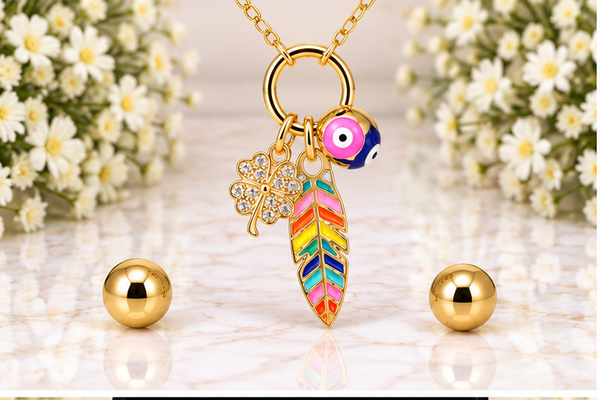 Leaf and Clover Necklace Set – 18K Gold Plated Pink/Black Bottom