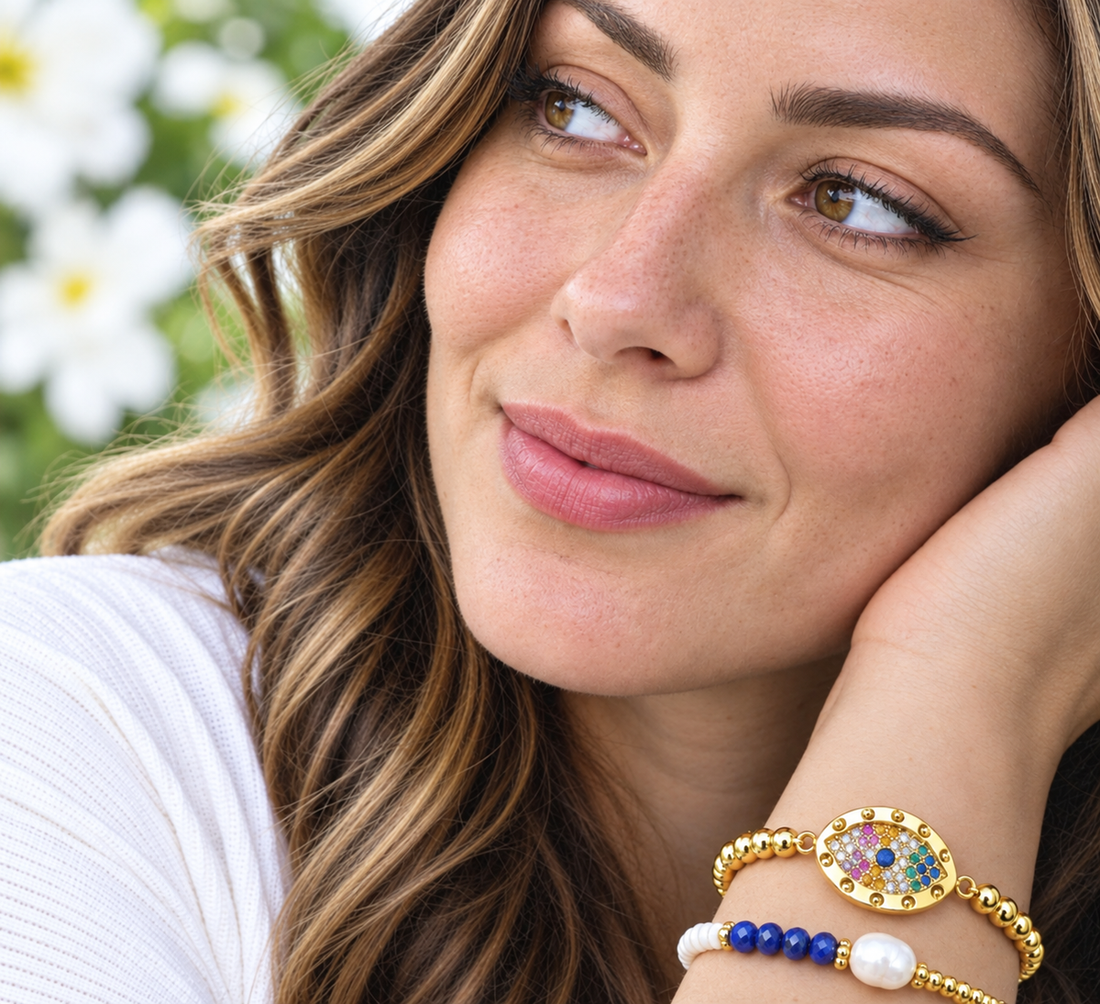 Blue Center Multicolor Oval Eye Bracelet Set